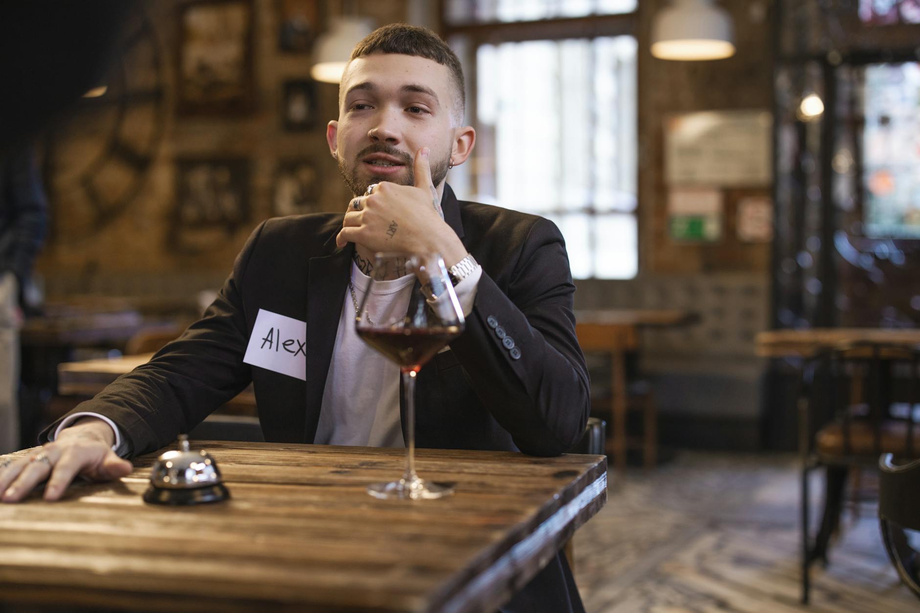 Detailansicht: Alex Restaurant Gehalt