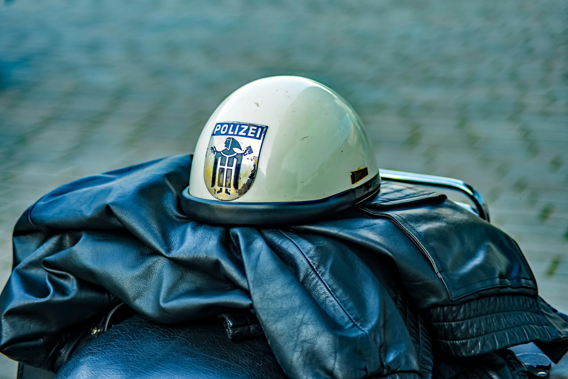 Detailansicht: Polizei Duzen Anzeige