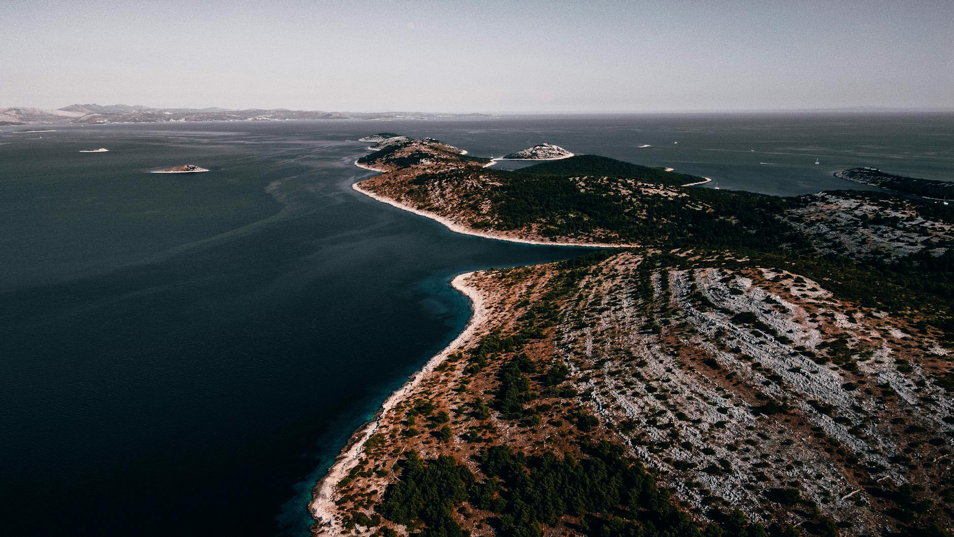 Symbolbild zum Thema Reisewarnung Kroatien Serbien