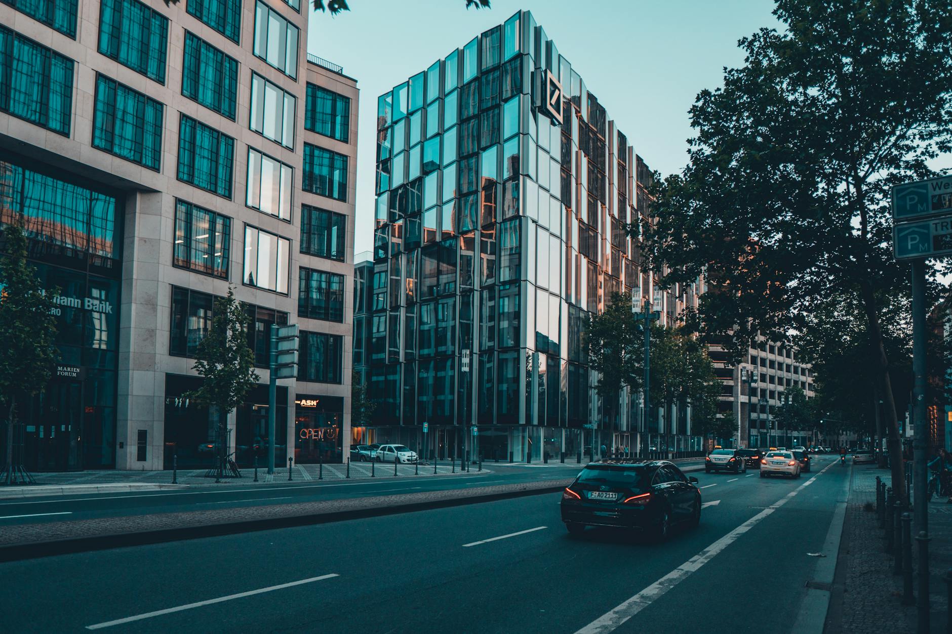 Detailansicht: Auto Unfall Frankfurt