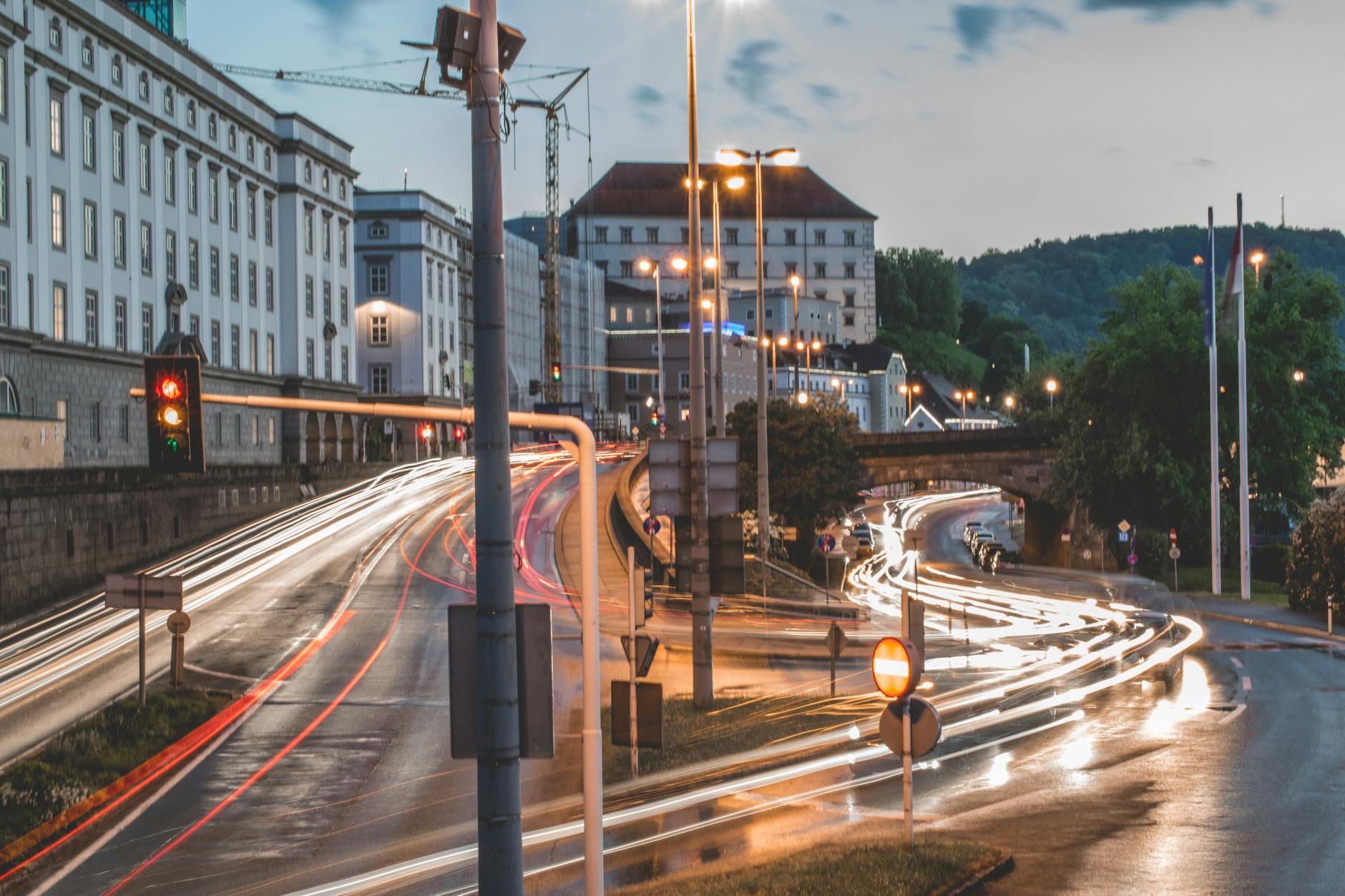 Drängeln Straßenverkehr Illustration zu Drängeln Straßenverkehr