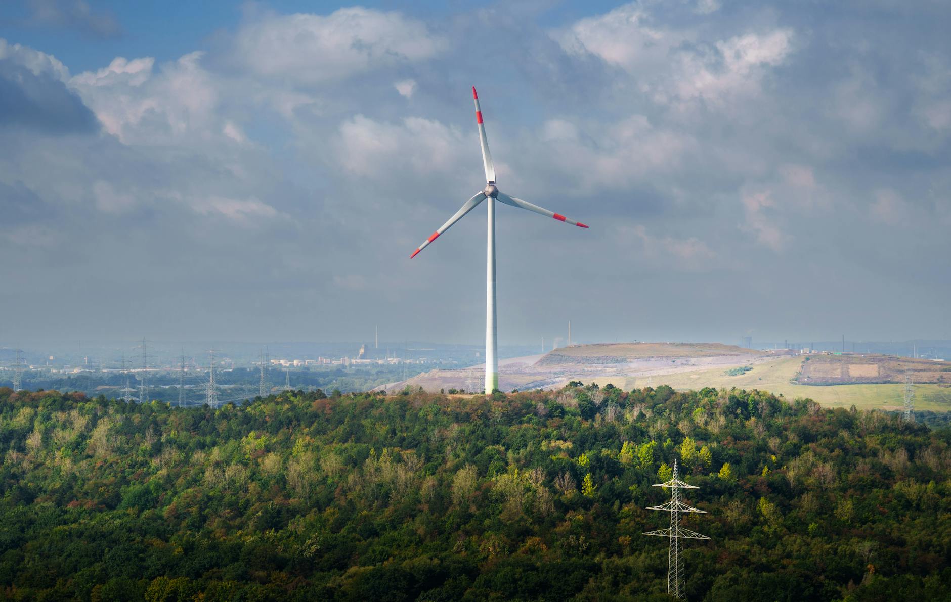 Symbolbild zum Thema Holt Der Windkraft Schwindler