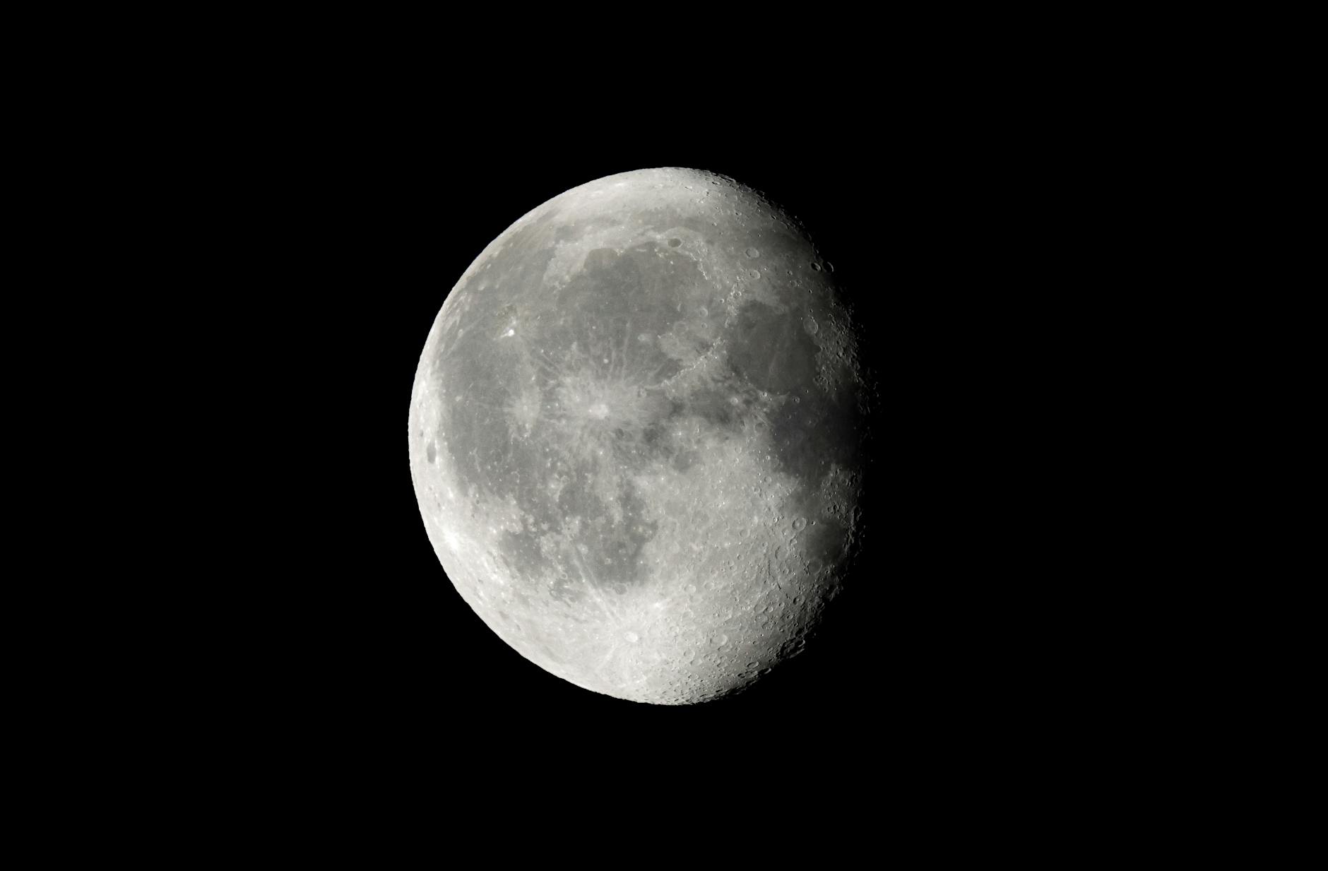 Symbolbild zum Thema Leben Auf Dem Mond