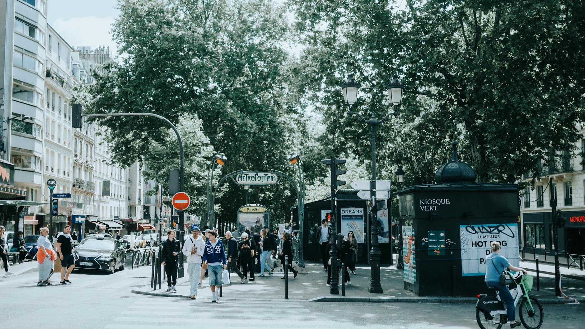 Detailansicht: Paris Vorschule Missbrauch