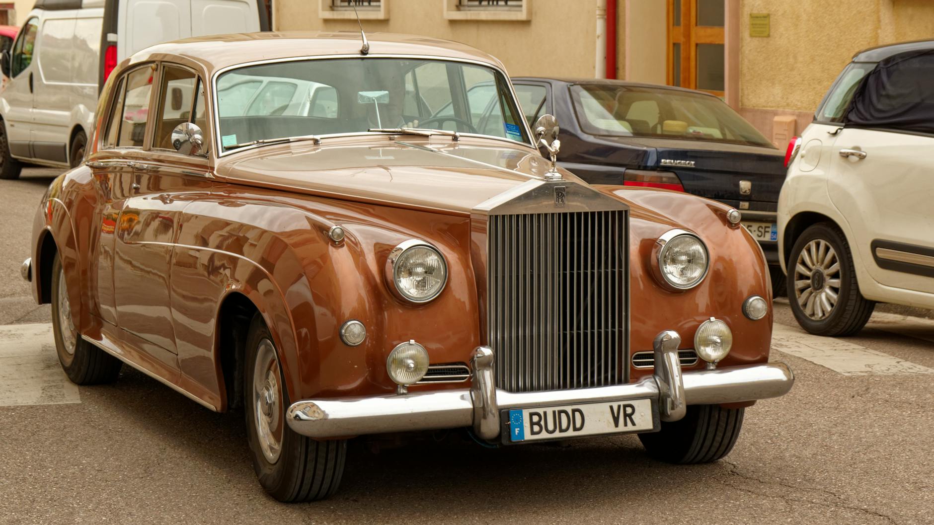 Rolls Royce Elektroauto Detailansicht: Rolls Royce Elektroauto