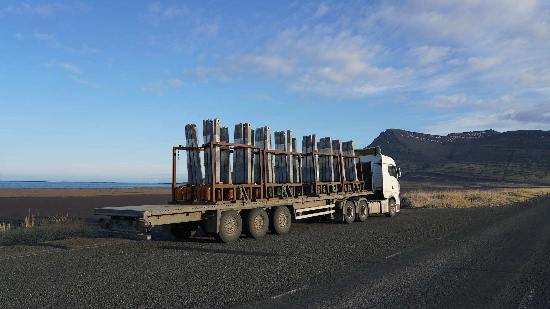 Symbolbild zum Thema Schwertransport