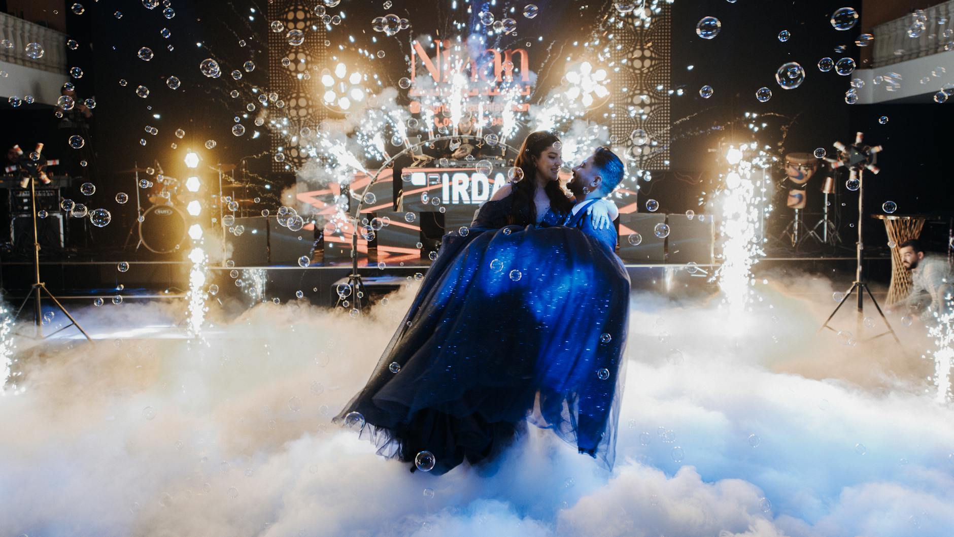 Symbolbild zum Thema Seifenblasenmaschine Party