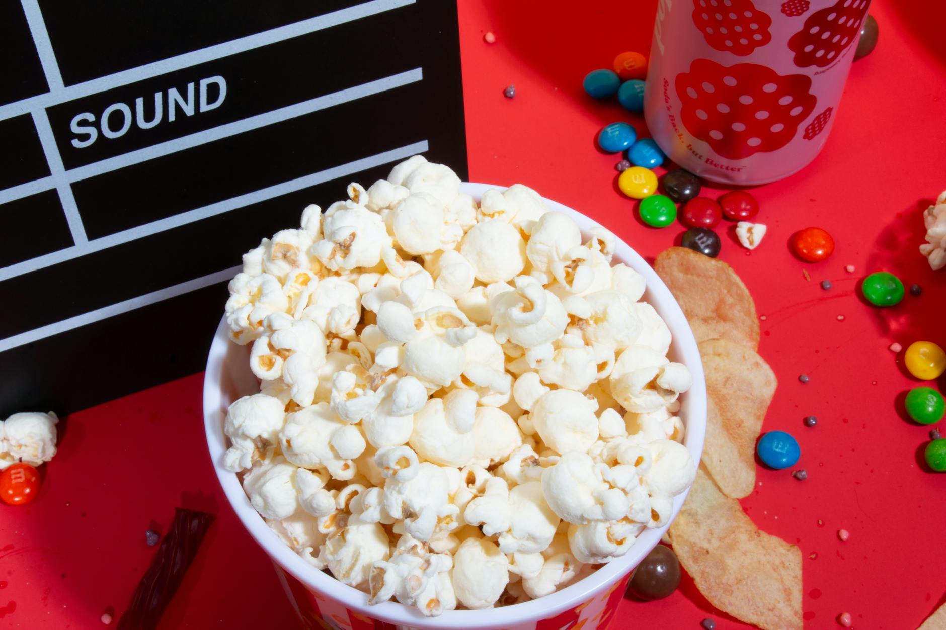 Illustration zu Super Mario Yoshi Popcorn Eimer