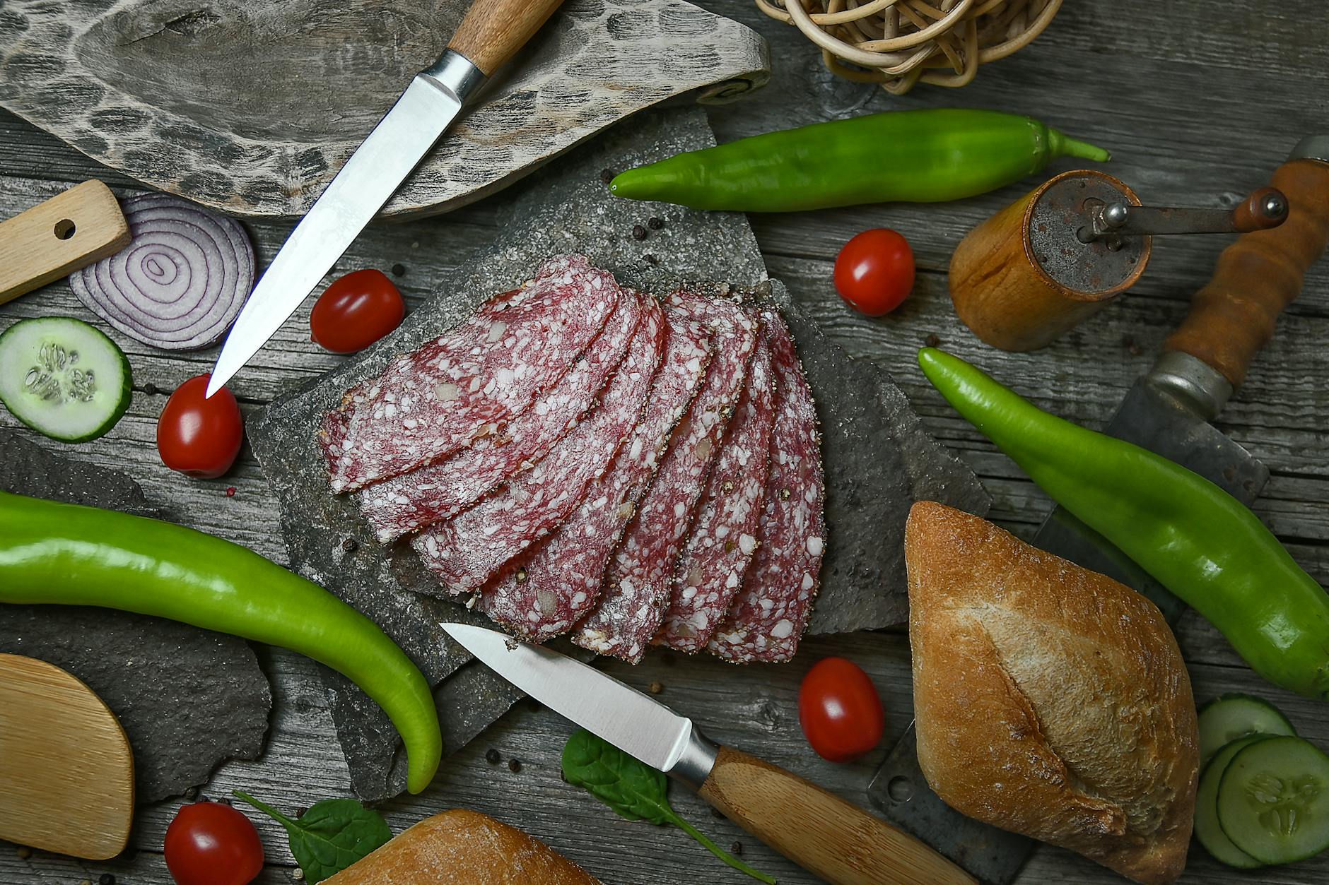 Symbolbild zum Thema Wurst Salami Rueckruf