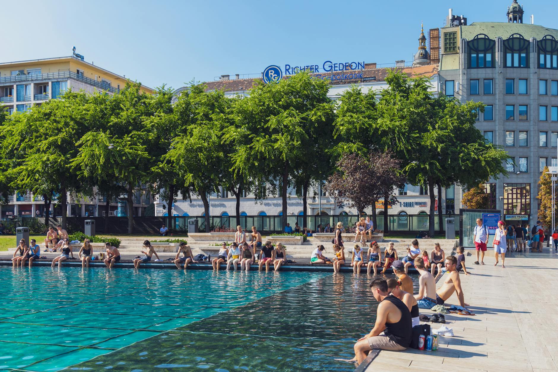 Abkühlung Ohne Pool Symbolbild zum Thema Abkühlung Ohne Pool
