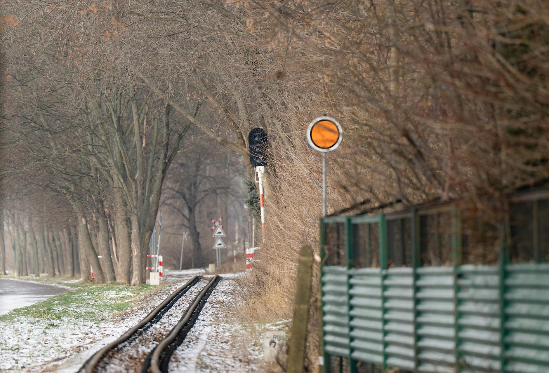 Symbolbild zum Thema Bahnübergang