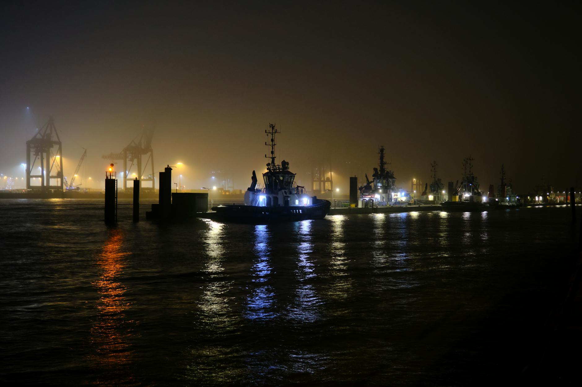 Symbolbild zum Thema Bruchlandung Hamburg