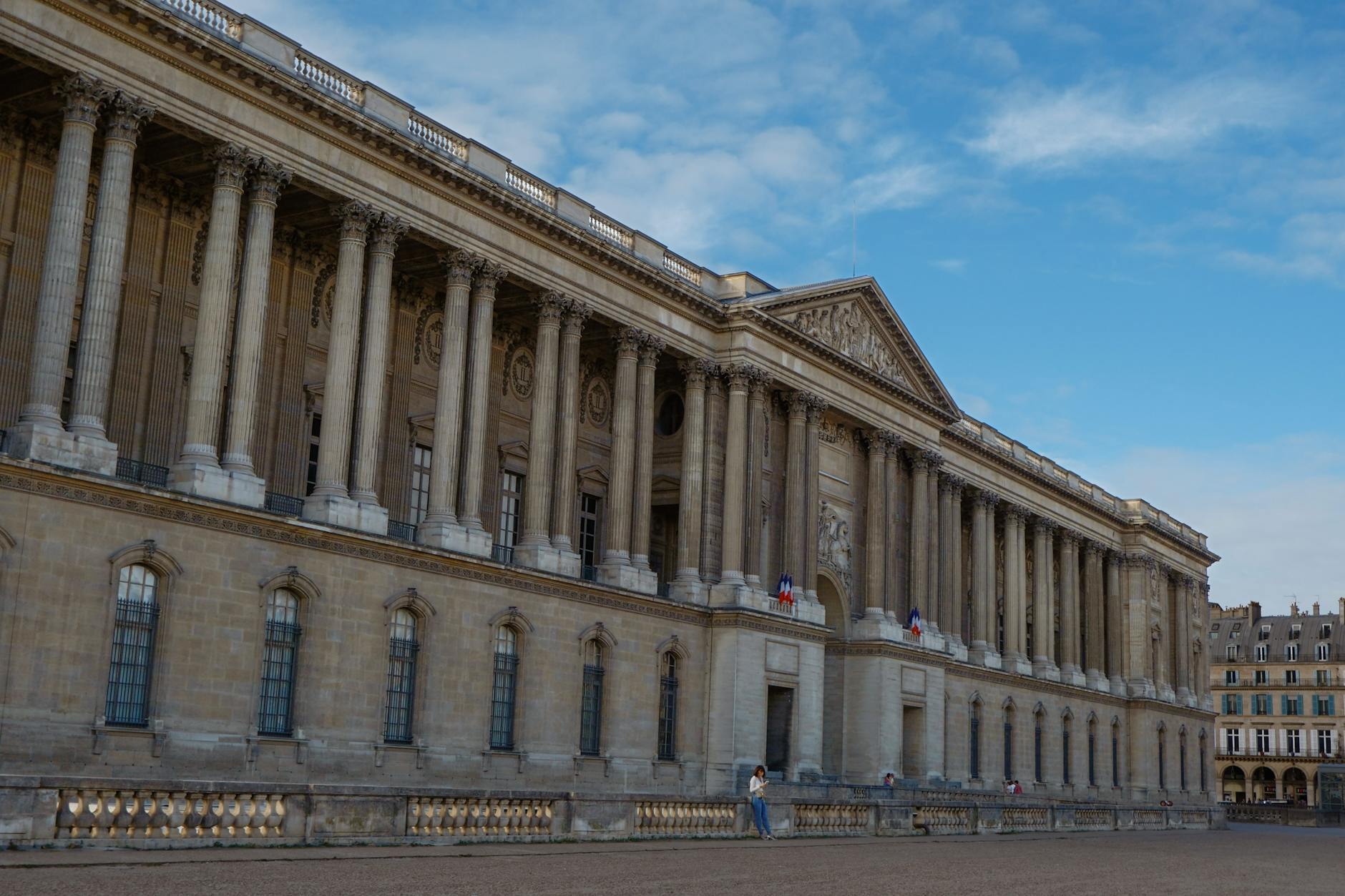 Elysee Palast Durchsuchung Symbolbild zum Thema Elysee Palast Durchsuchung