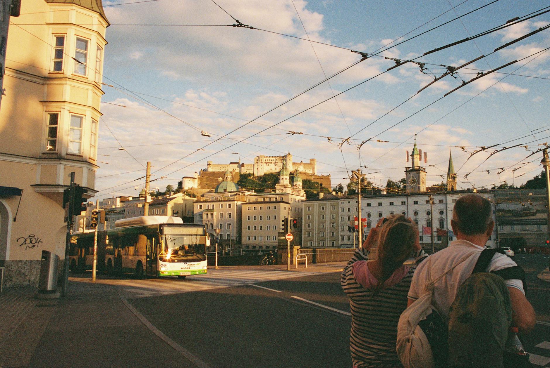 Symbolbild zum Thema Fahrverbot Touristen Salzburg