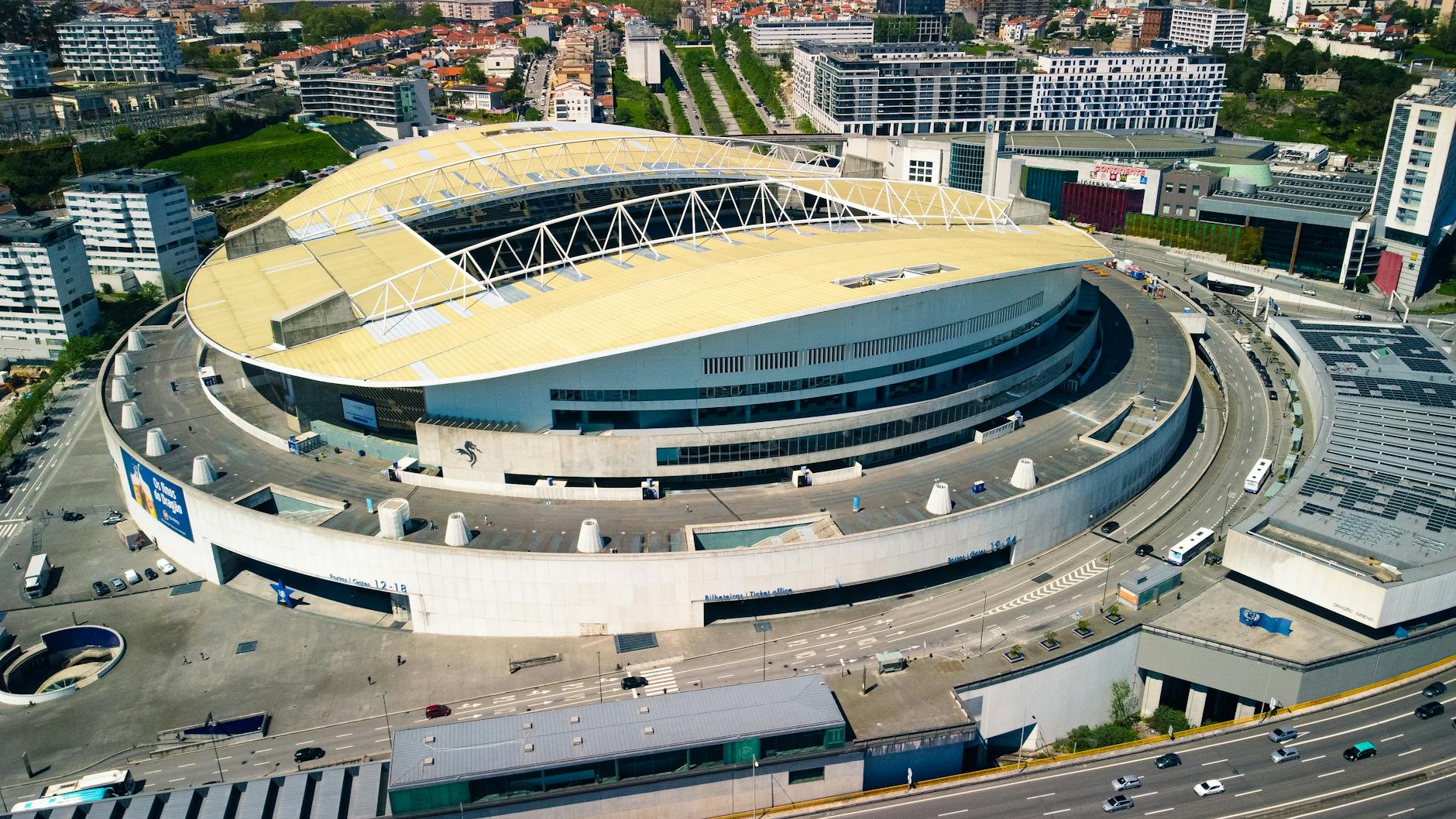 Detailansicht: Famalicao - Benfica