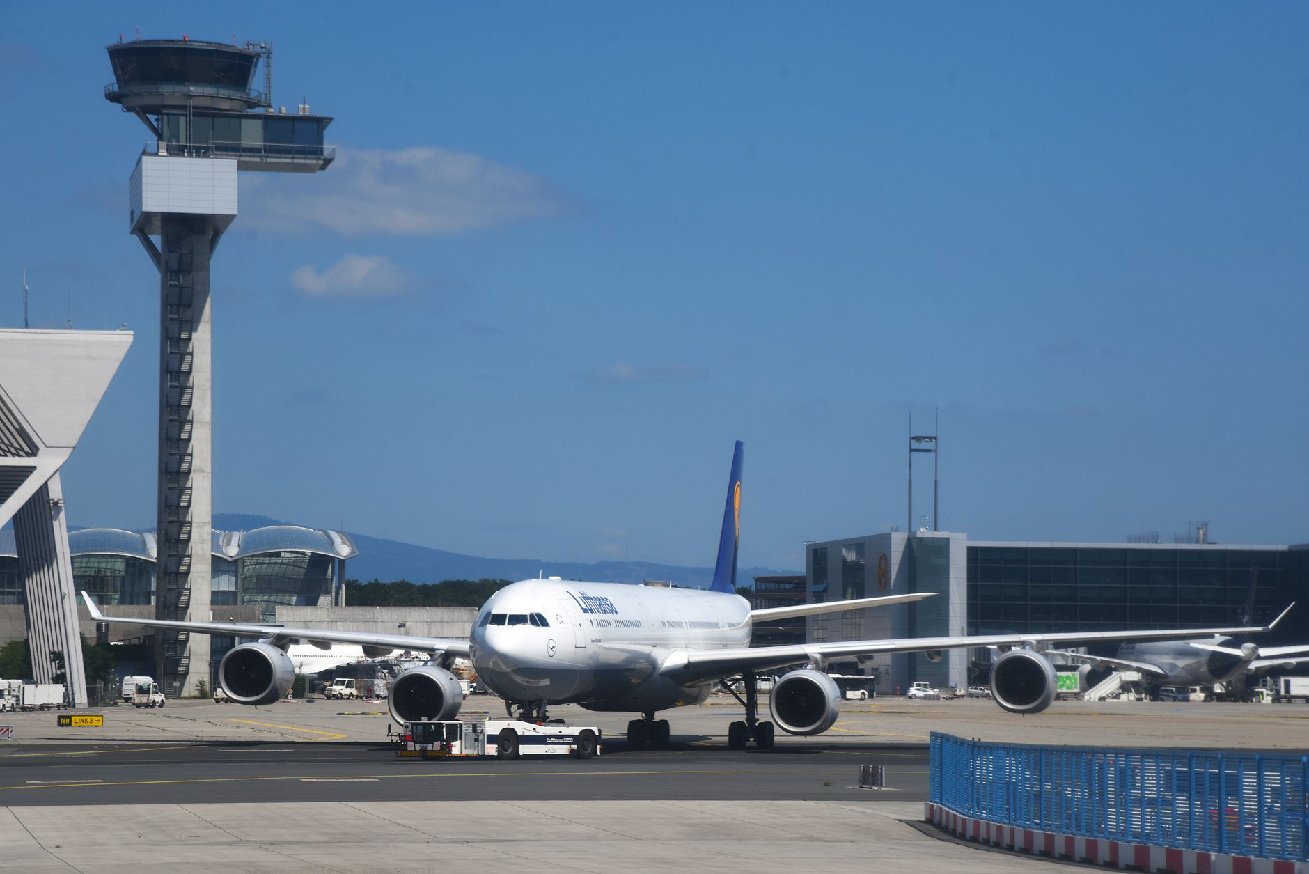 Detailansicht: Flughafen München Drohnenalarm