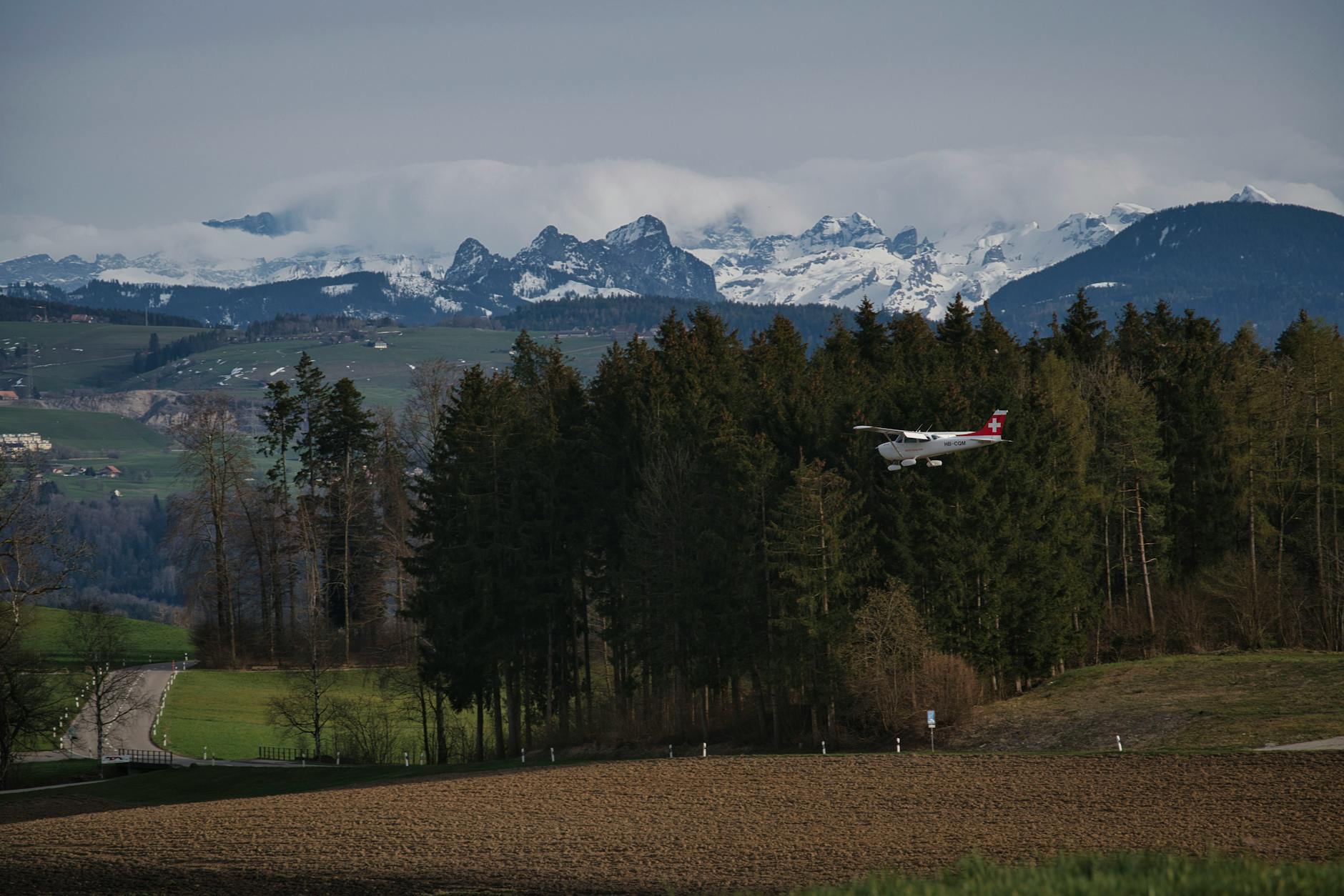 Illustration zu Flugzeugabsturz Limburgerhof