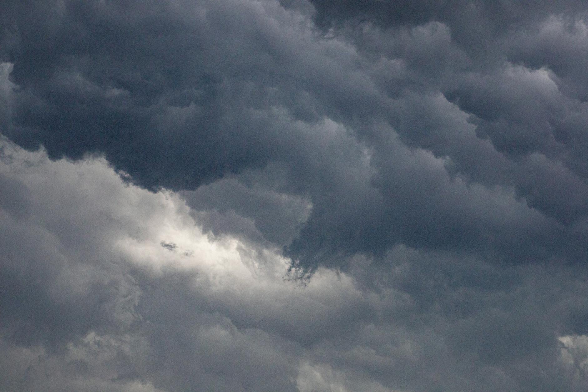 Heavy Thunderstorm Warning Illustration zu Heavy Thunderstorm Warning
