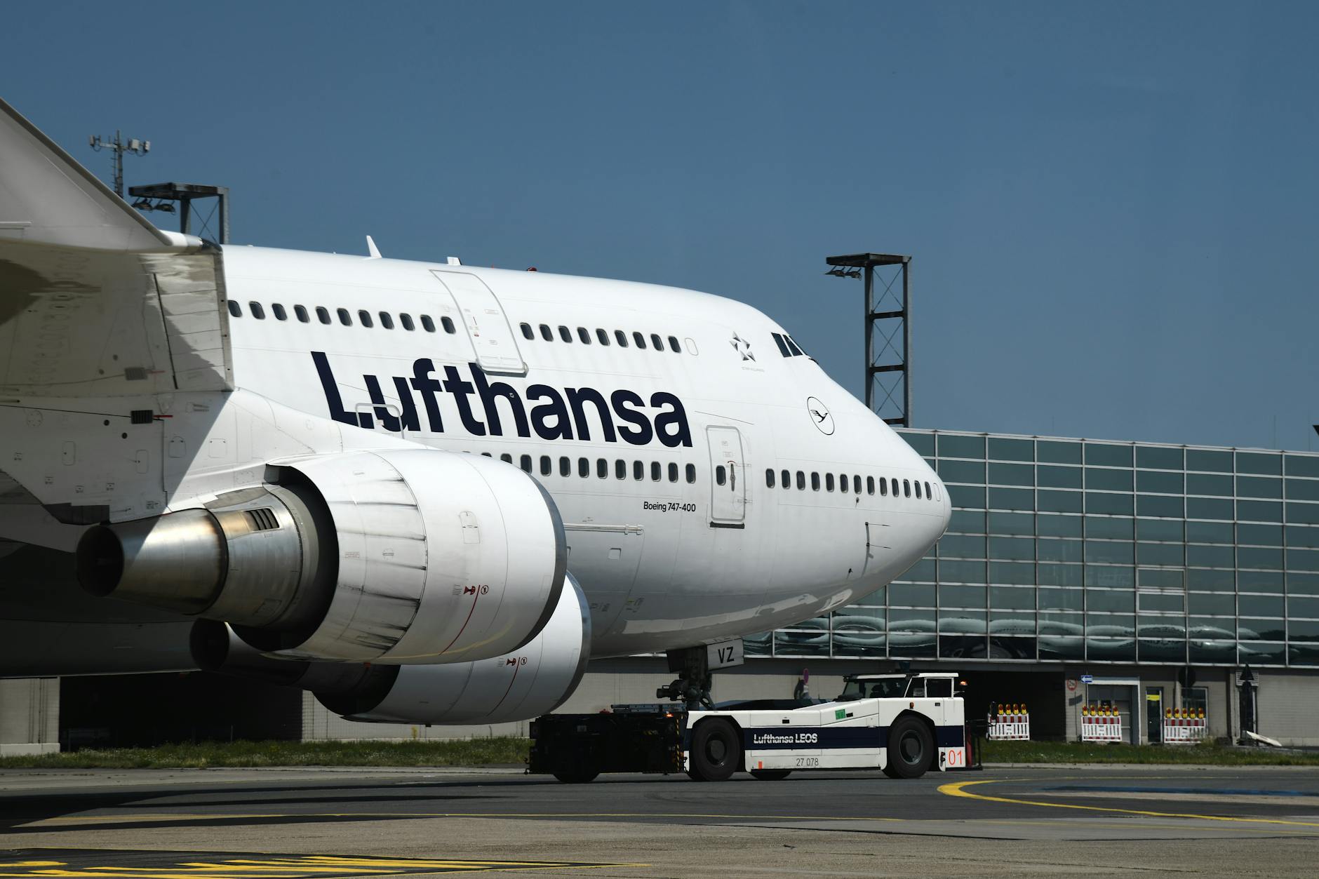 Illustration zu Kerosinmangel Lufthansa