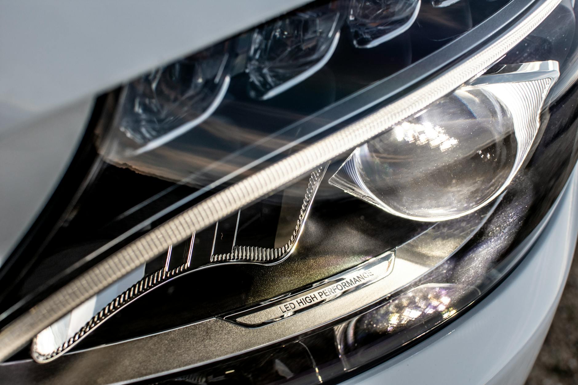 Detailansicht: LED Scheinwerfer Nachrüsten