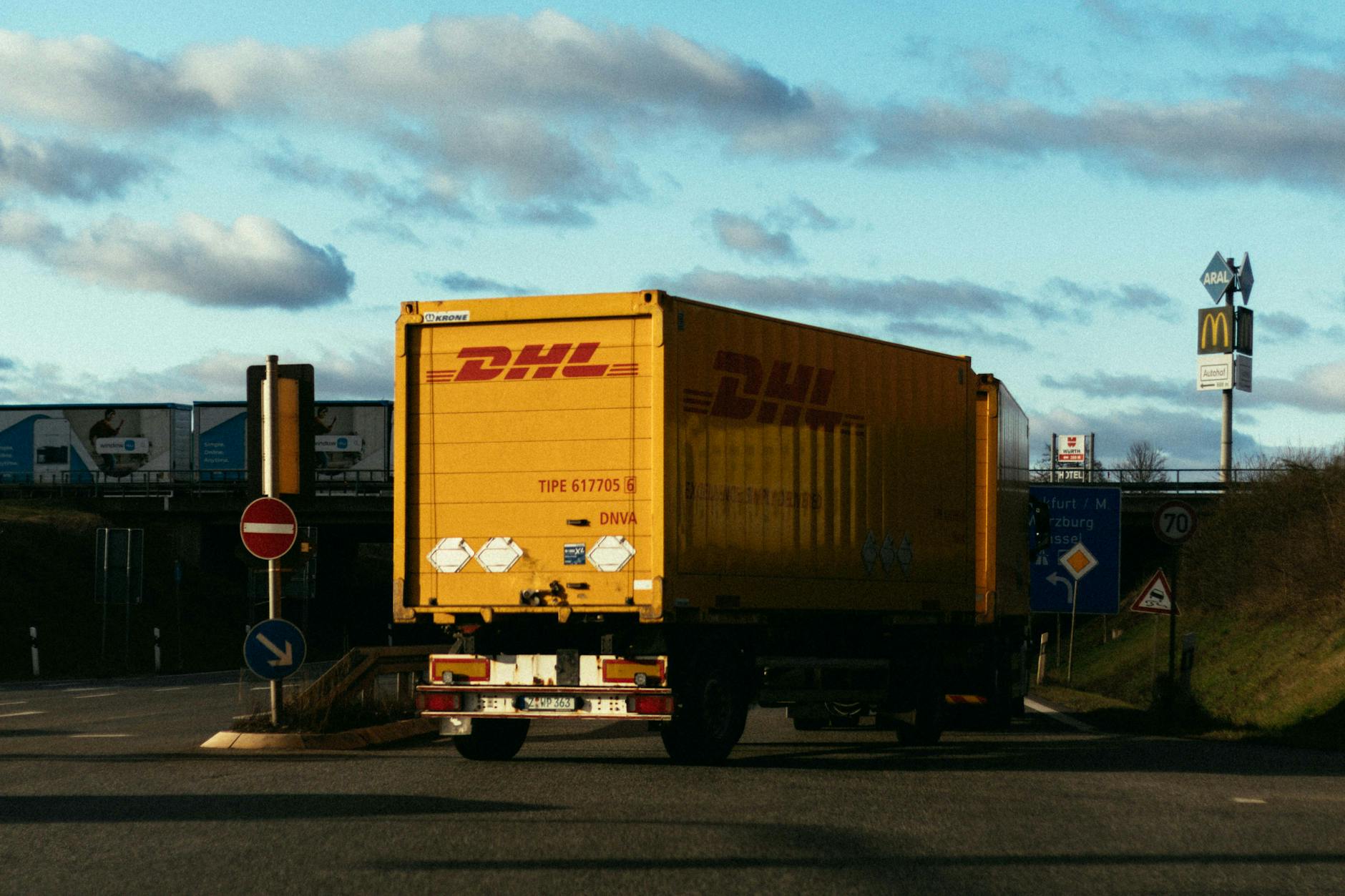 LKW Führerschein Quiz Illustration zu LKW Führerschein Quiz