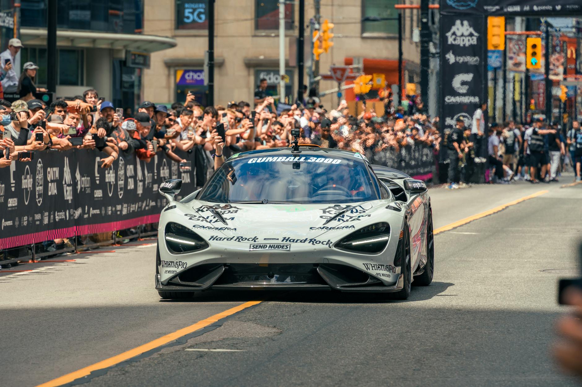 Mclaren Racing Symbolbild zum Thema Mclaren Racing
