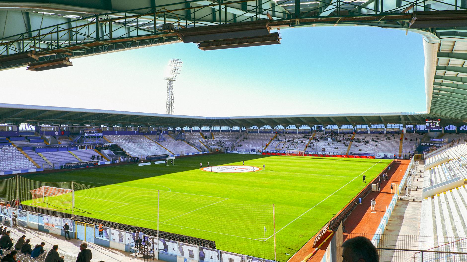 PSG – Stade Brest Symbolbild zum Thema PSG – Stade Brest