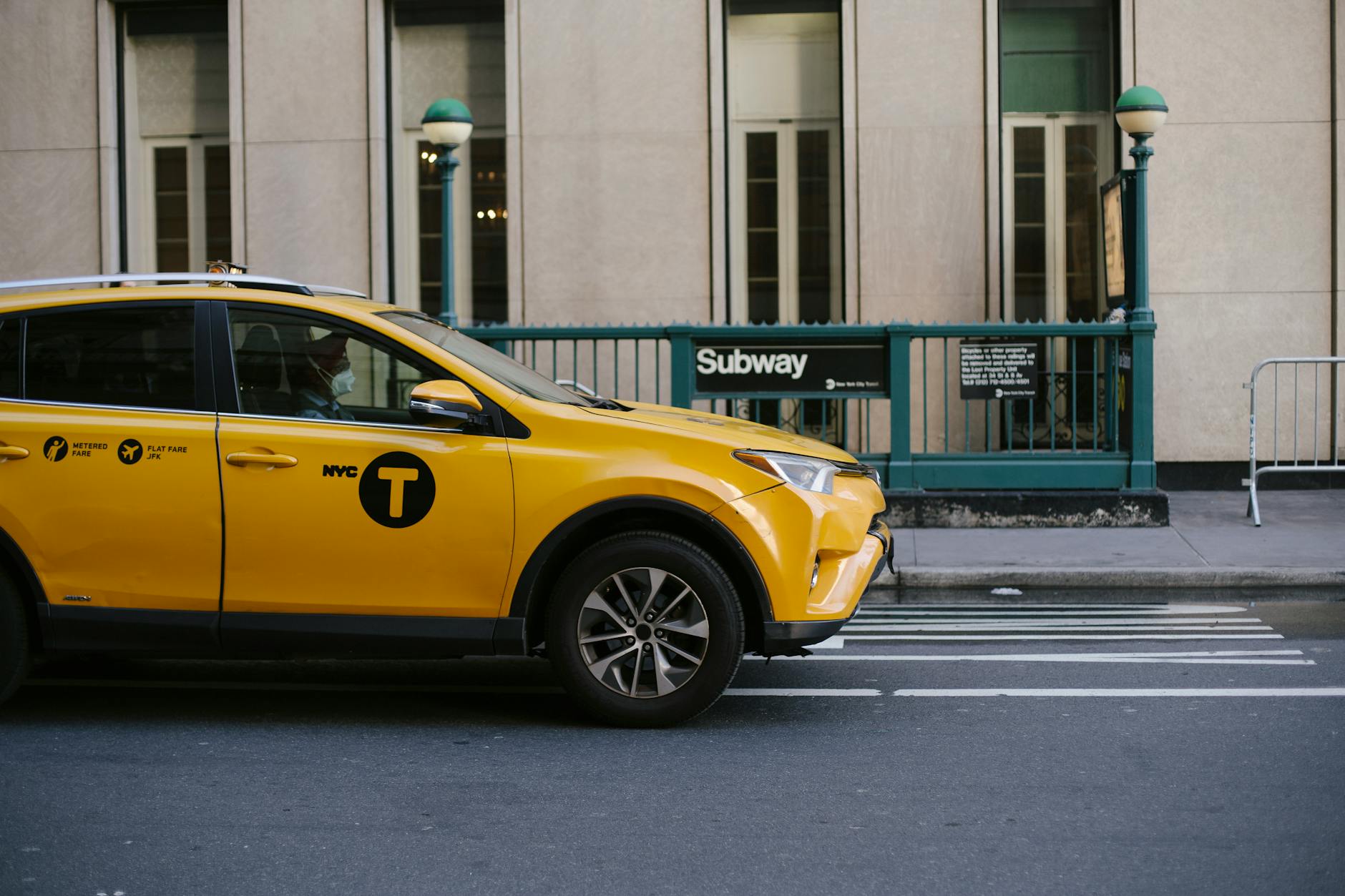 Illustration zu Schrotflinte Taxi Türkei