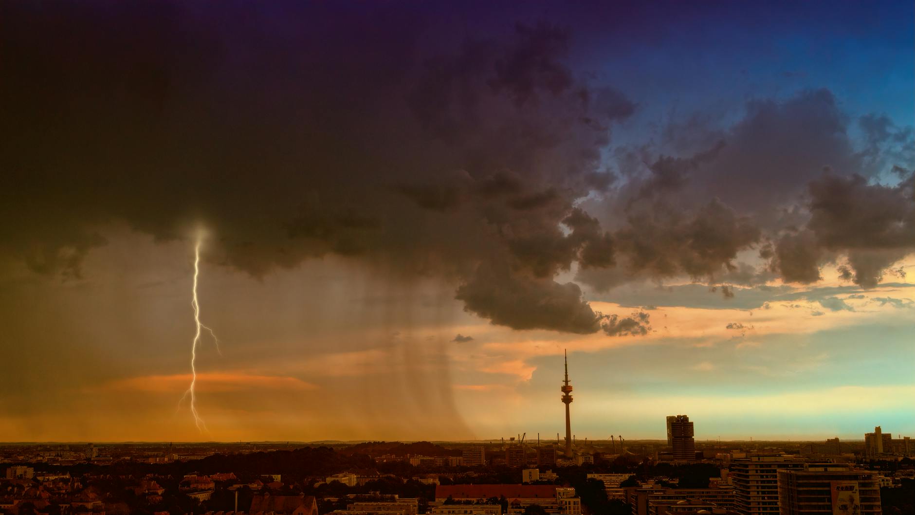 Unwetterwarnung Aktuell Illustration zu Unwetterwarnung Aktuell