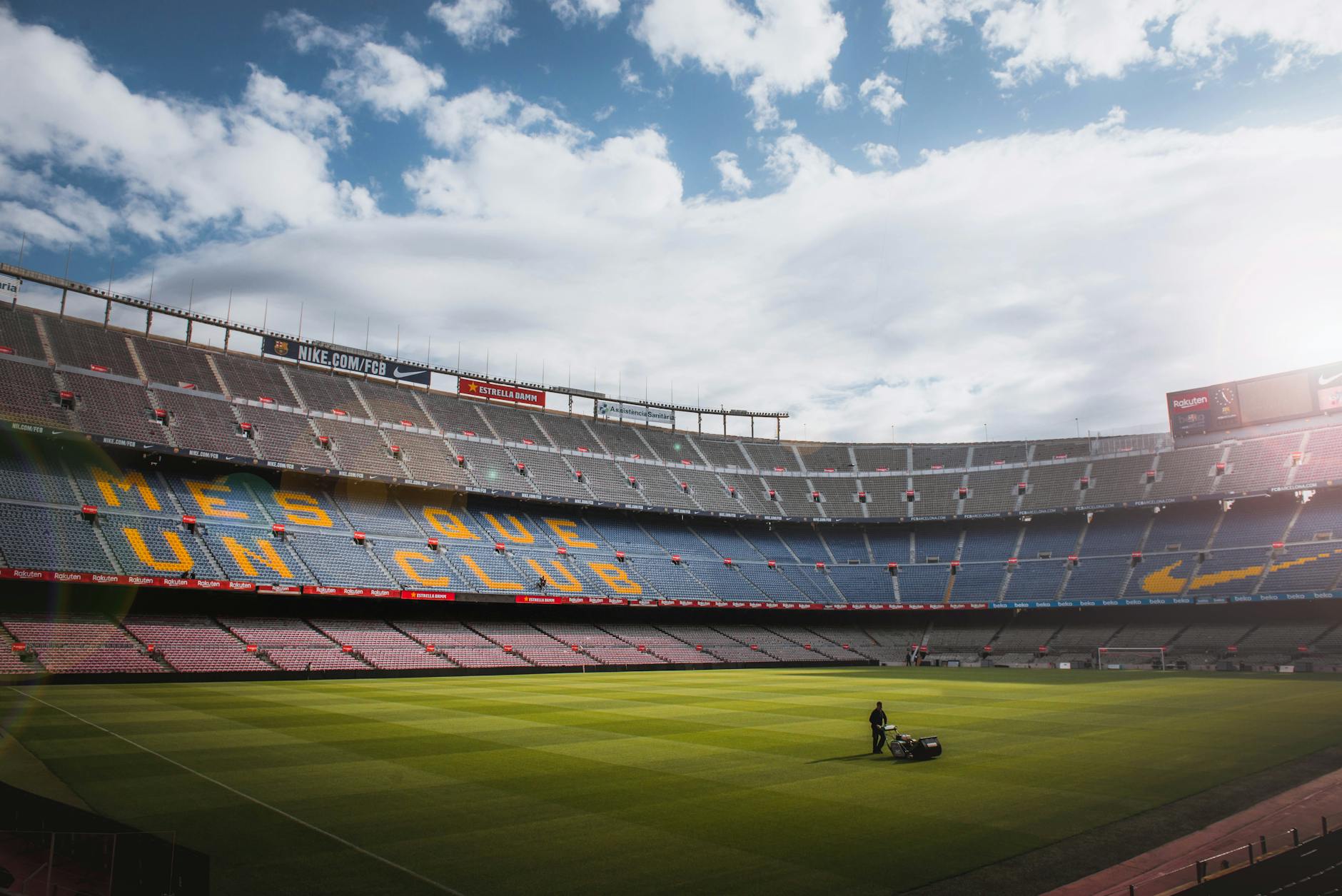 Valencia CF VS FC Barcelona Standings Illustration zu Valencia CF VS FC Barcelona Standings