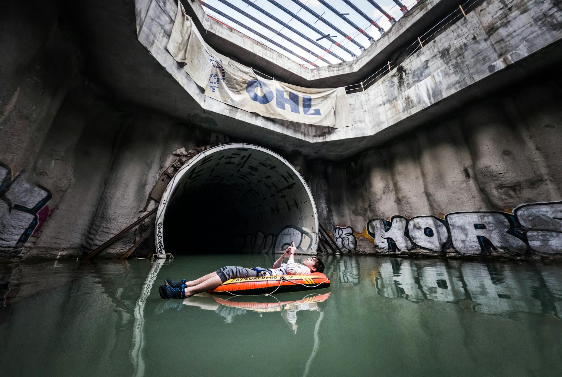 Illustration zu Wasserbahn Kinder