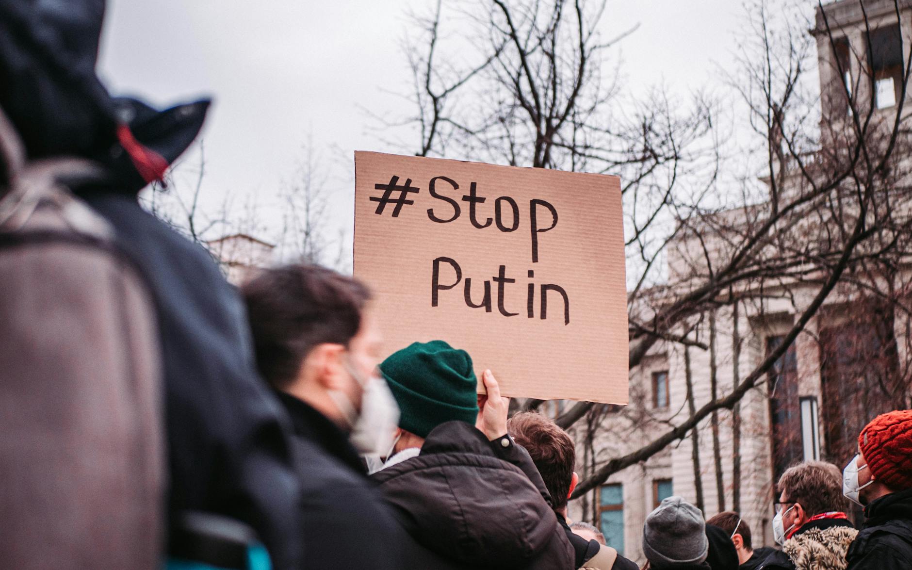 Symbolbild zum Thema Wer Verhandelt Mit Putin